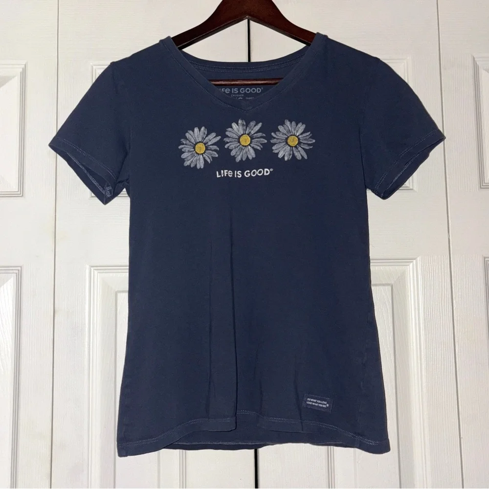 Life Is Good Women's Crusher V-Neck Daisy Tee Size XS - Picture 1 of 6
